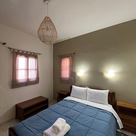 Voula Pansion Hotel Kardhamili Ngoại thất bức ảnh